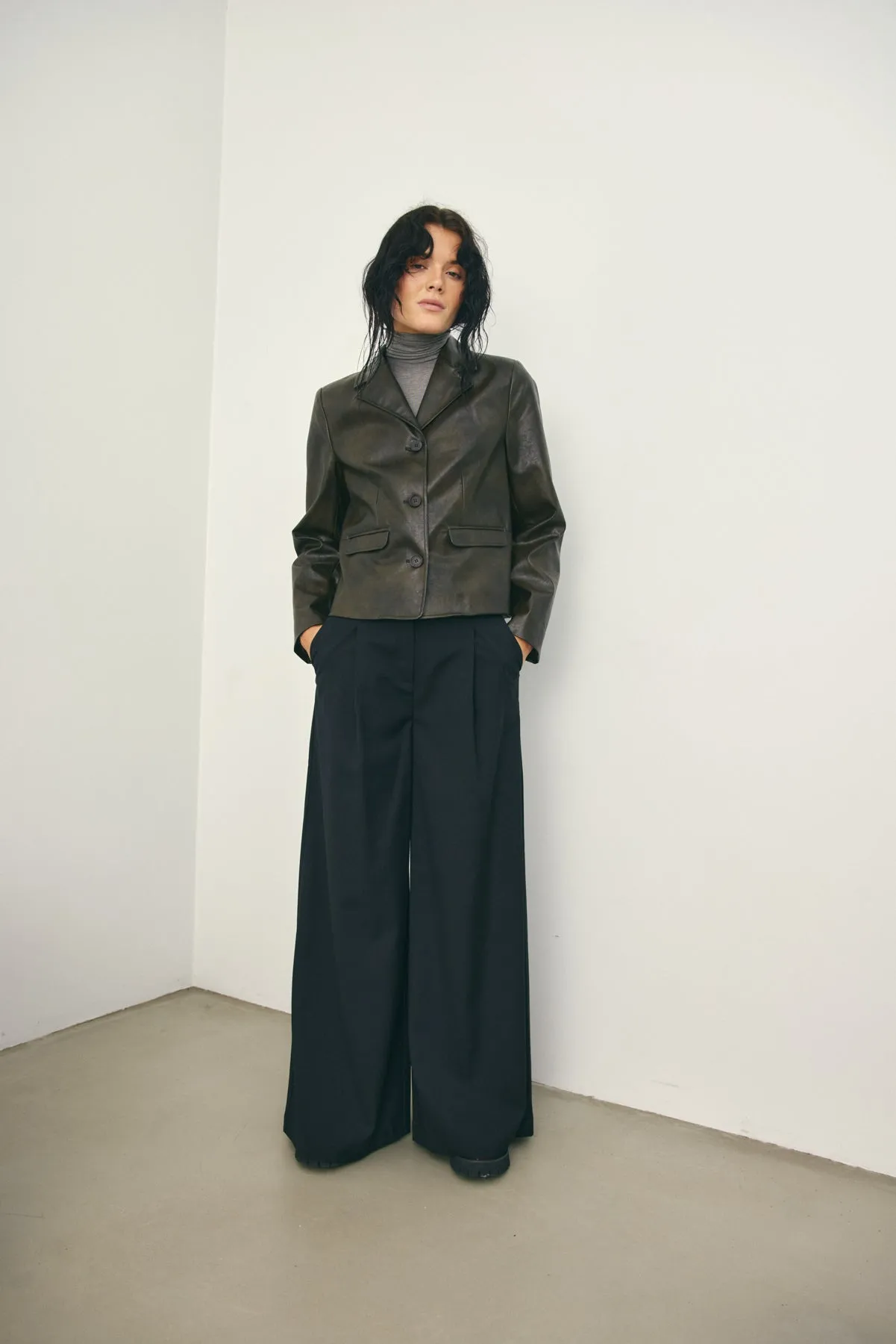 Laurica Jacket Worn Brown sold by Noella Fashion product image thumbnail 3