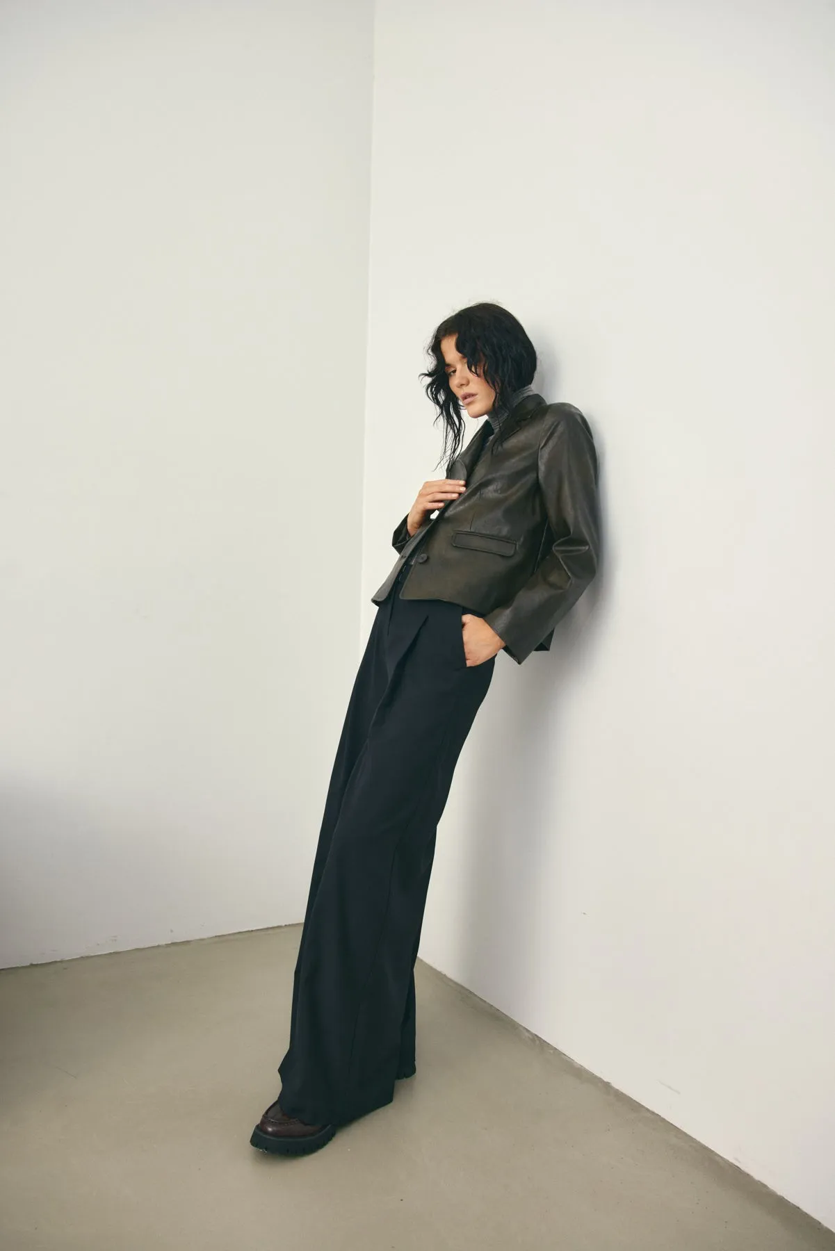 Laurica Jacket Worn Brown sold by Noella Fashion product image thumbnail 5