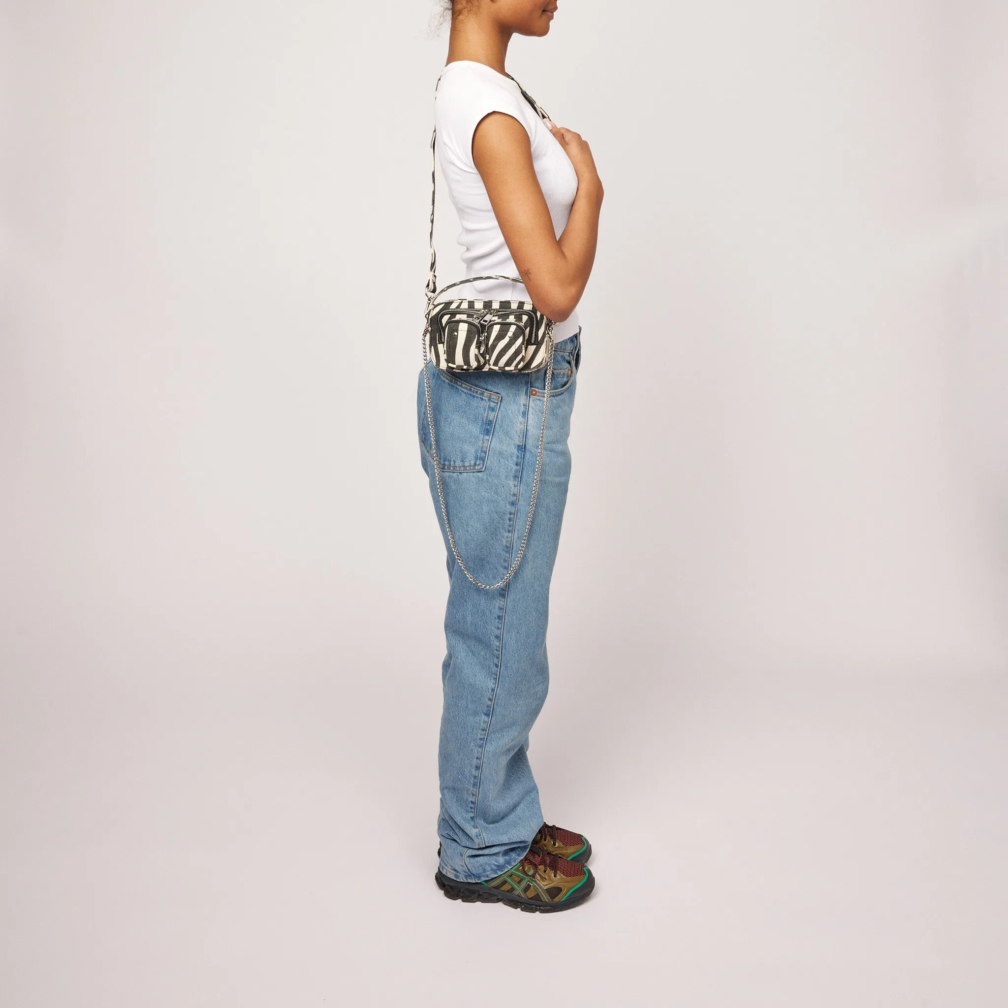 Helena recycled canvas Zeb sold by Nunoo Bags product image thumbnail 5