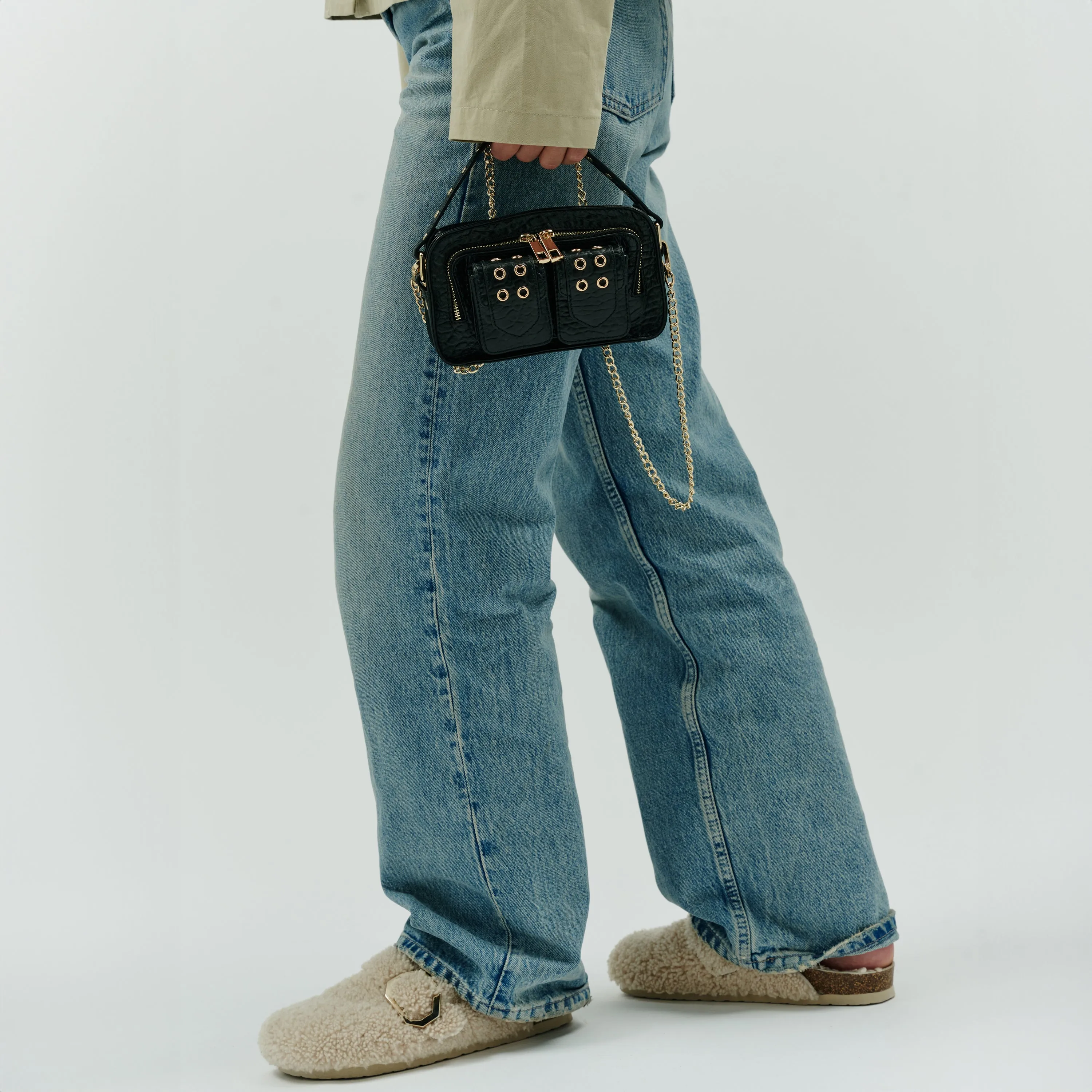 Helena Eyelet New Zealand Black w. Gold sold by Nunoo Bags product image thumbnail 5