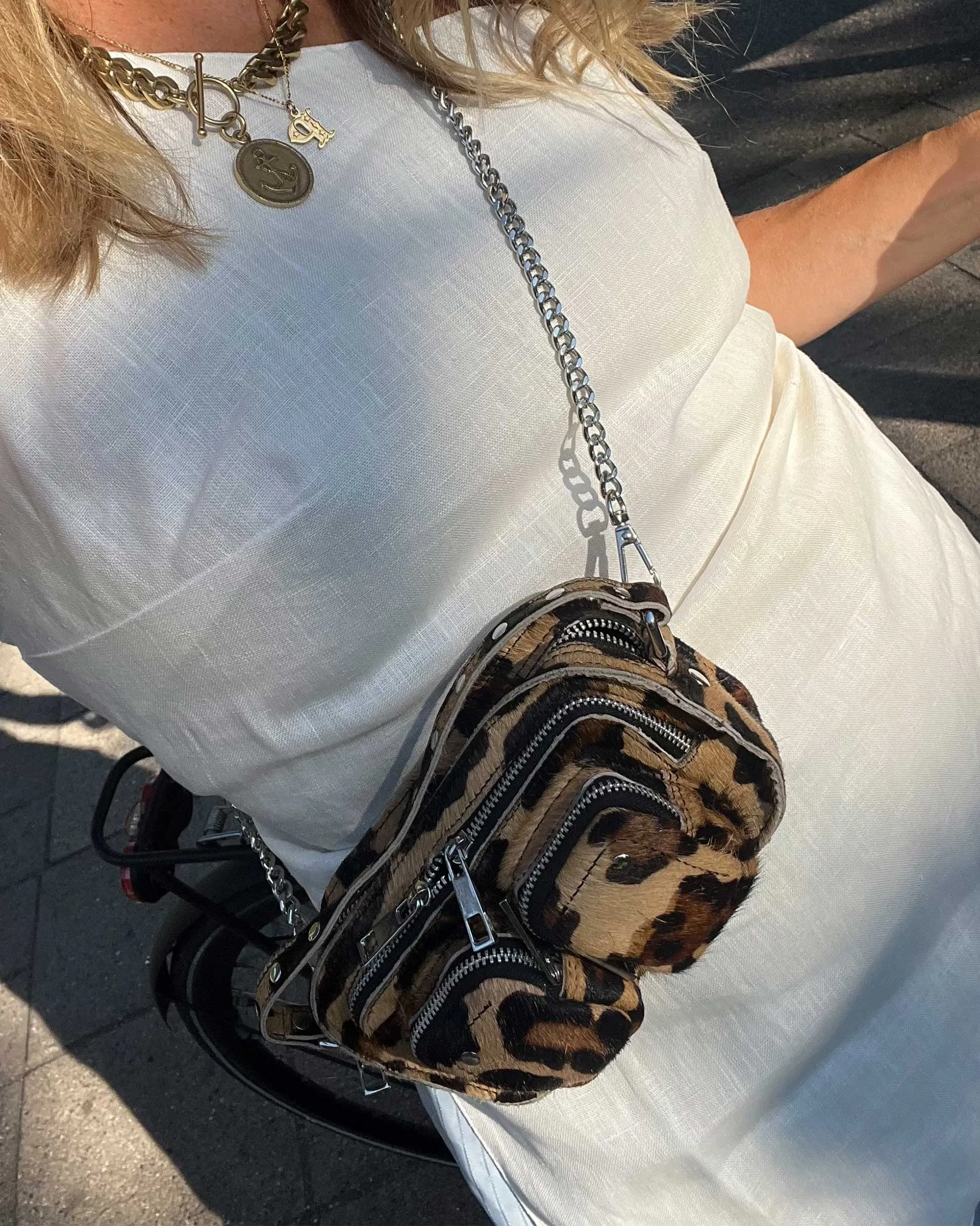 Helena Dots Deluxe sold by Nunoo Bags product image thumbnail 4