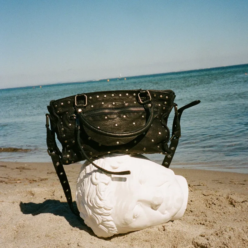 Scarlett Rivet Washed Black w. Antique Silver sold by Nunoo Bags