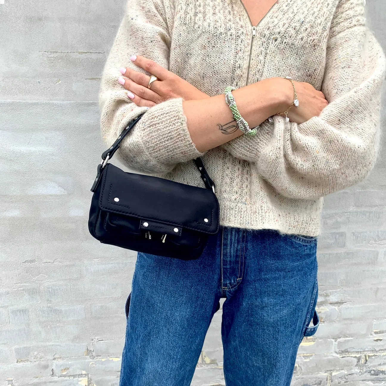 Small Honey Sport Black sold by Nunoo Bags product image thumbnail 3