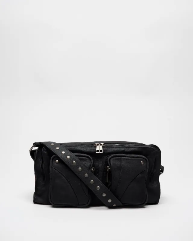 Alimakka Washed Black w. Antique Silver sold by Nunoo Bags