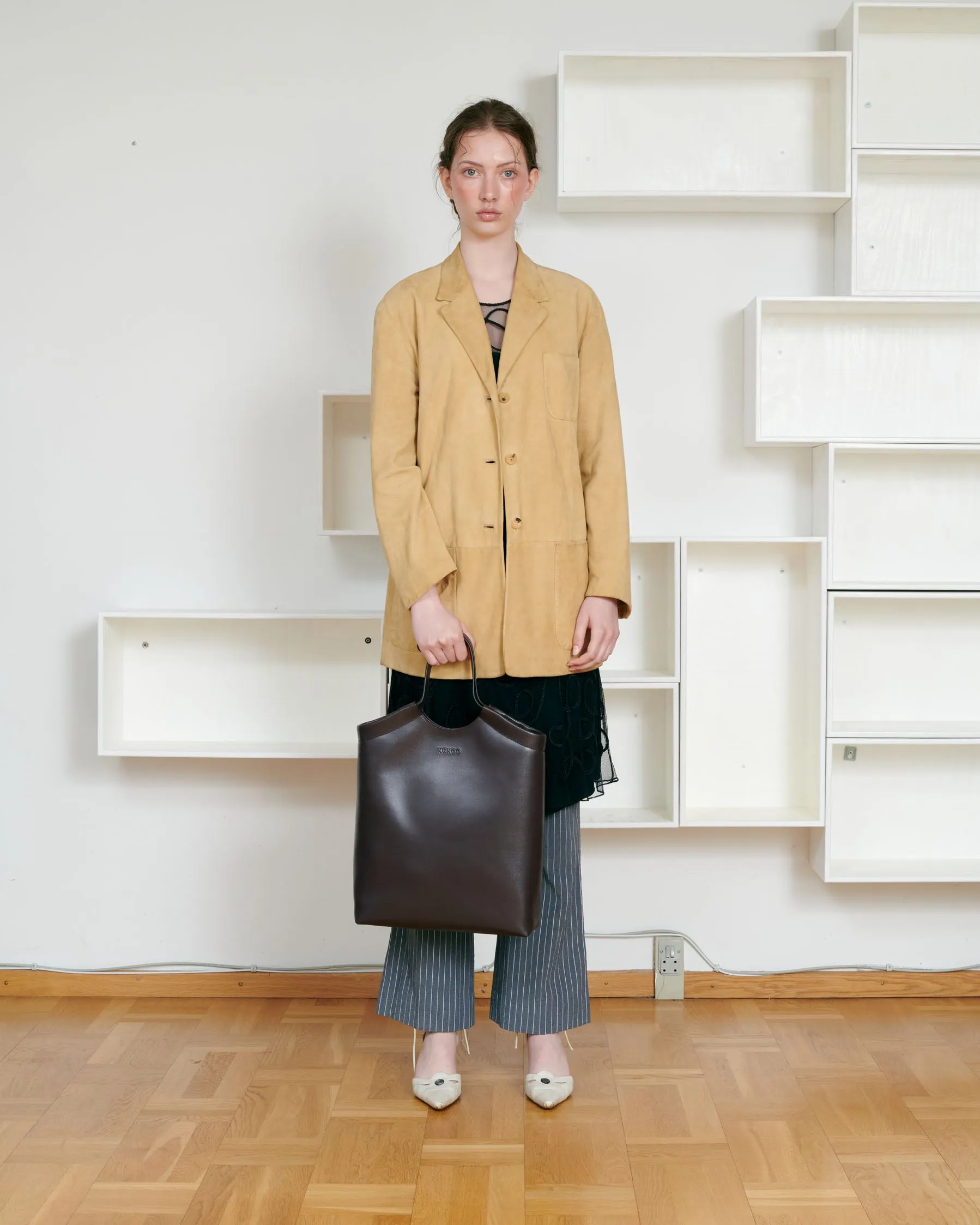 Bellis Florence Chocolate w. Gold sold by Nunoo Bags product image thumbnail 2