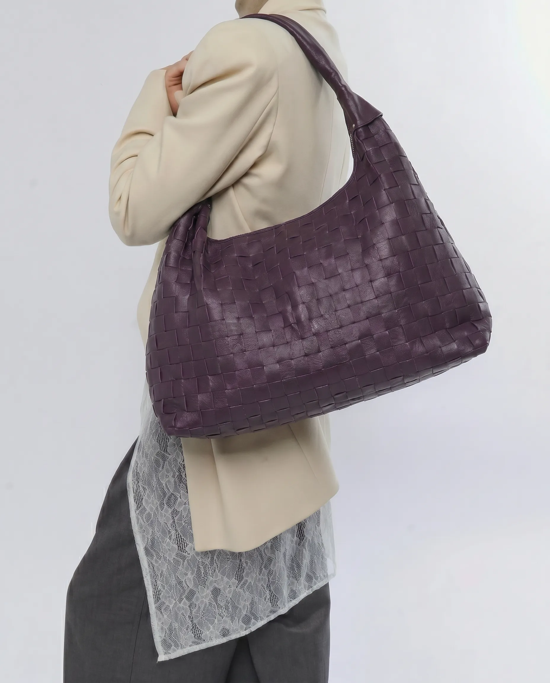 Maxi Dandy Braided Air 1 Wine sold by Nunoo Bags product image thumbnail 4