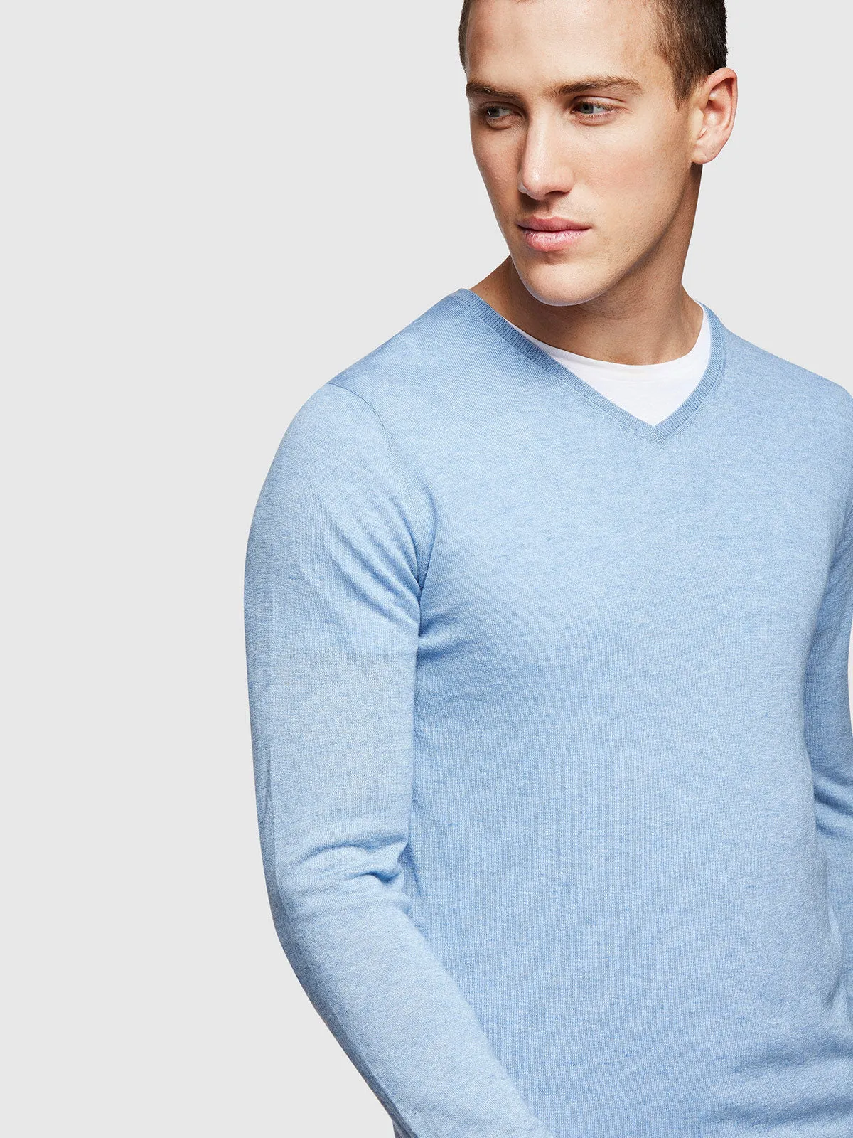 Wool Viscose V-Neck Knit sold by Oxford Shop product image thumbnail 2