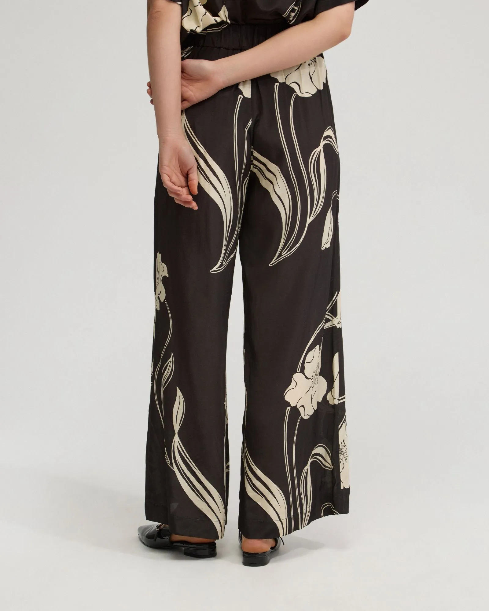 Abigail Printed Pants sold by Oxford Shop product image thumbnail 3