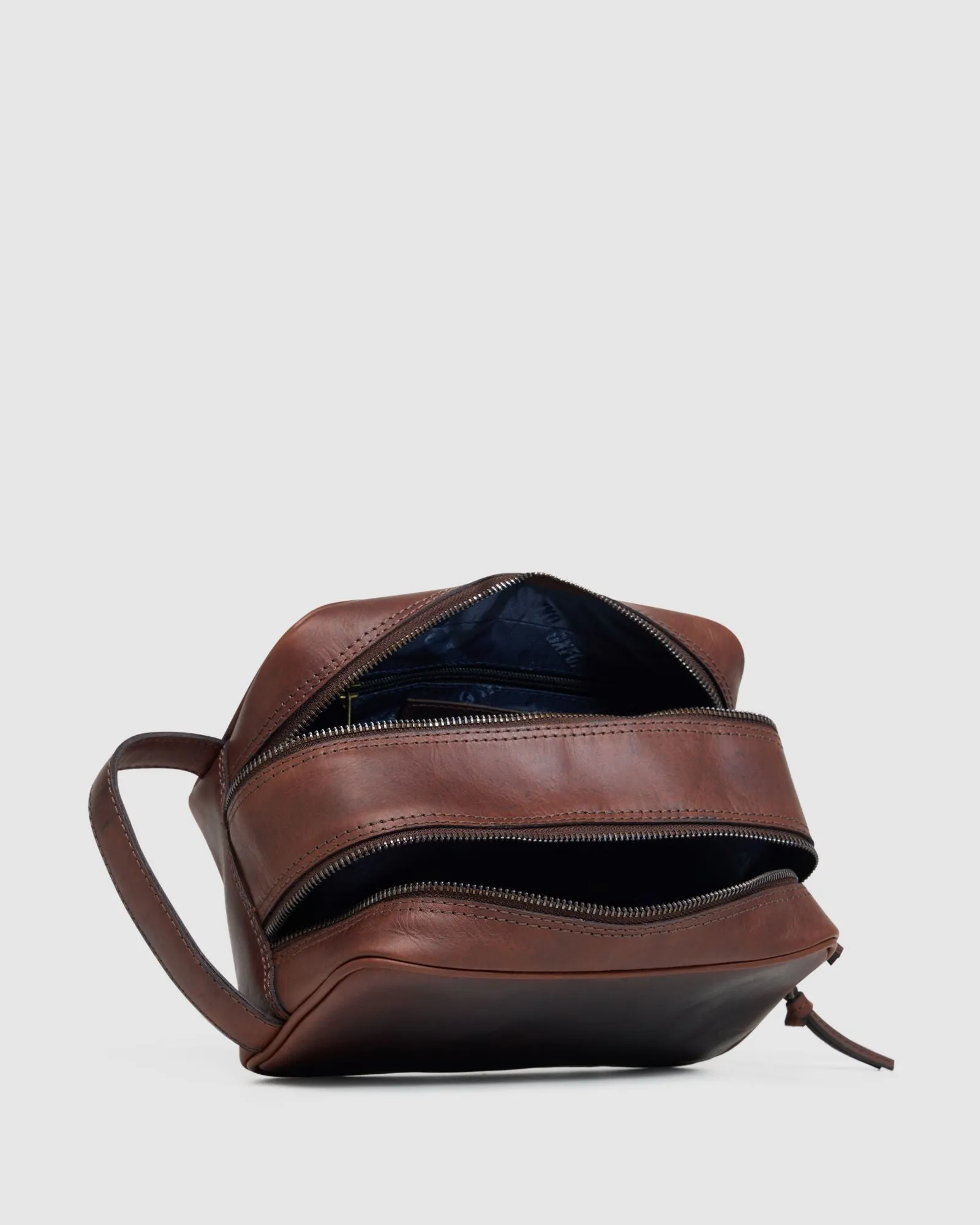 Traveller Leather Wash Bag sold by Oxford Shop product image thumbnail 4