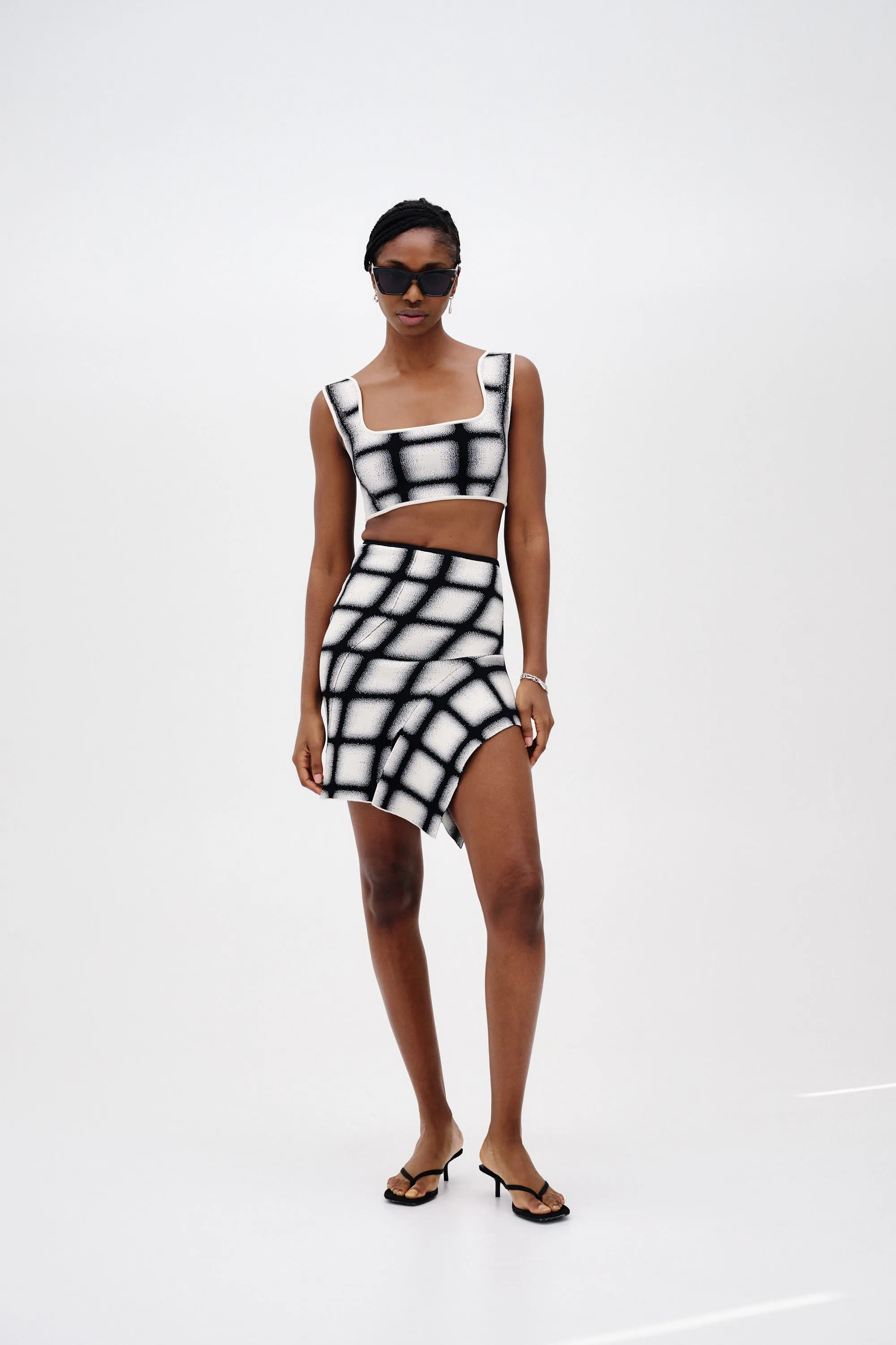 LIZZO UV REACTIVE MINI PLAID SKIRT sold by PH5 product image thumbnail 4