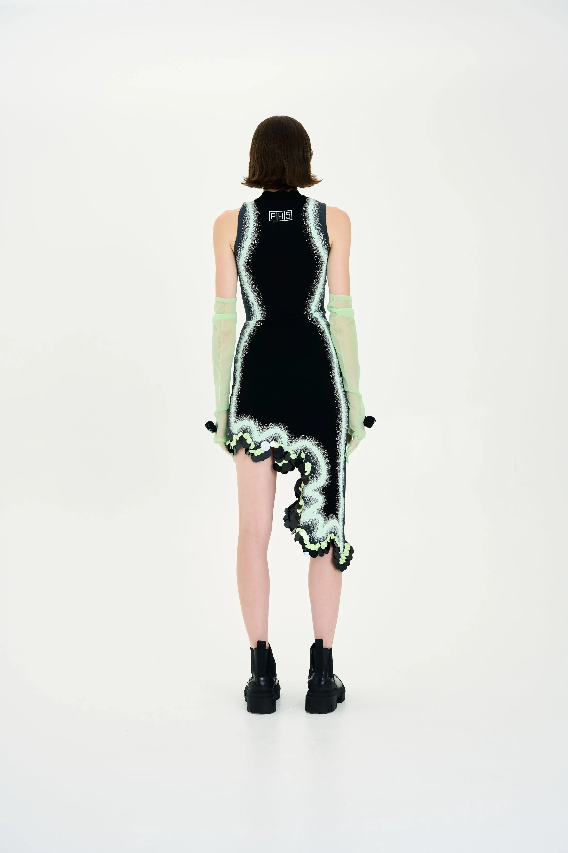 LILA SIGNATURE WAVY DRESS WITH SEQUINS sold by PH5 product image thumbnail 4