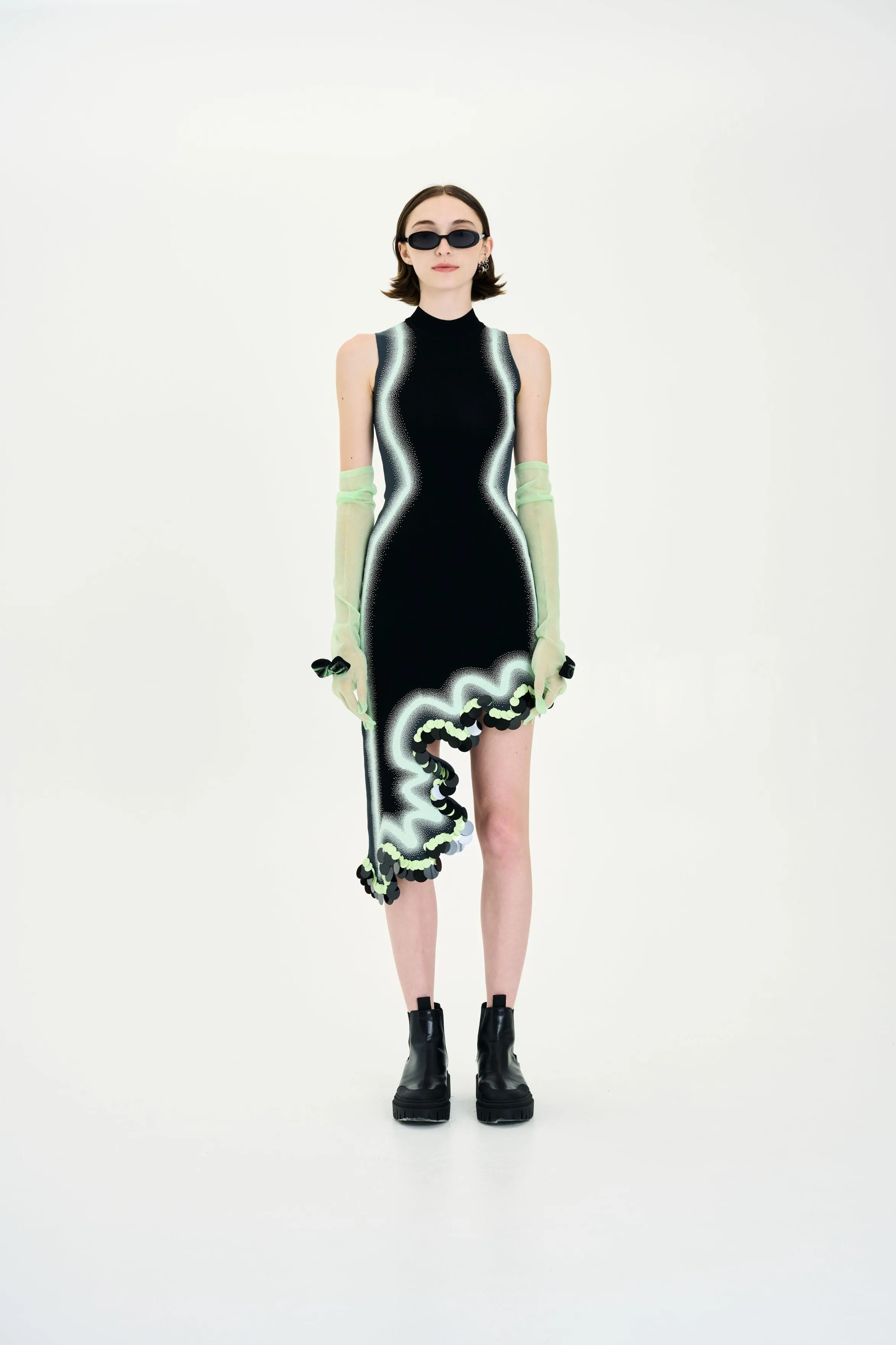 LILA SIGNATURE WAVY DRESS WITH SEQUINS sold by PH5