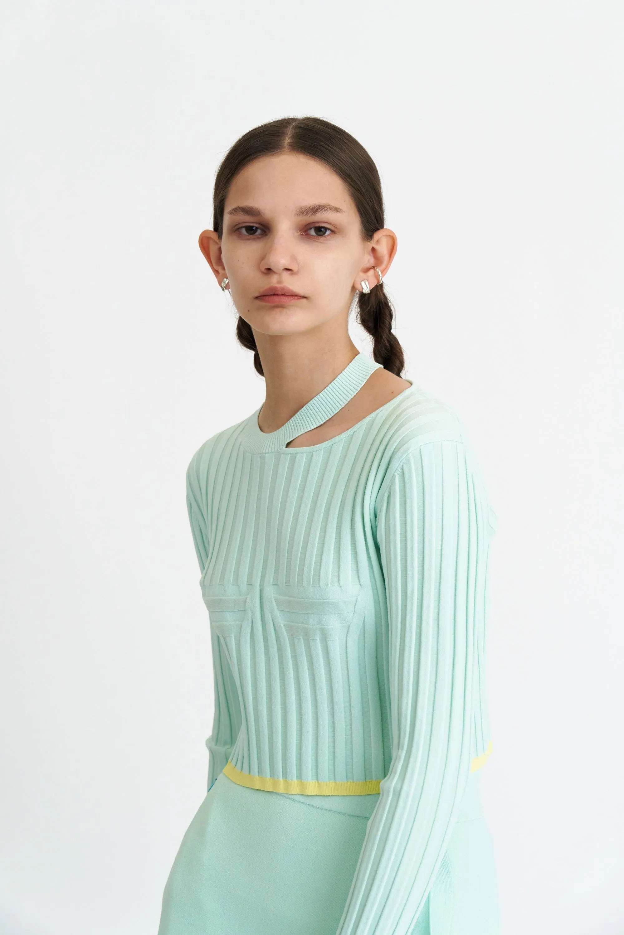 VENUS LONG SLEEVE CROPPED TOP sold by PH5