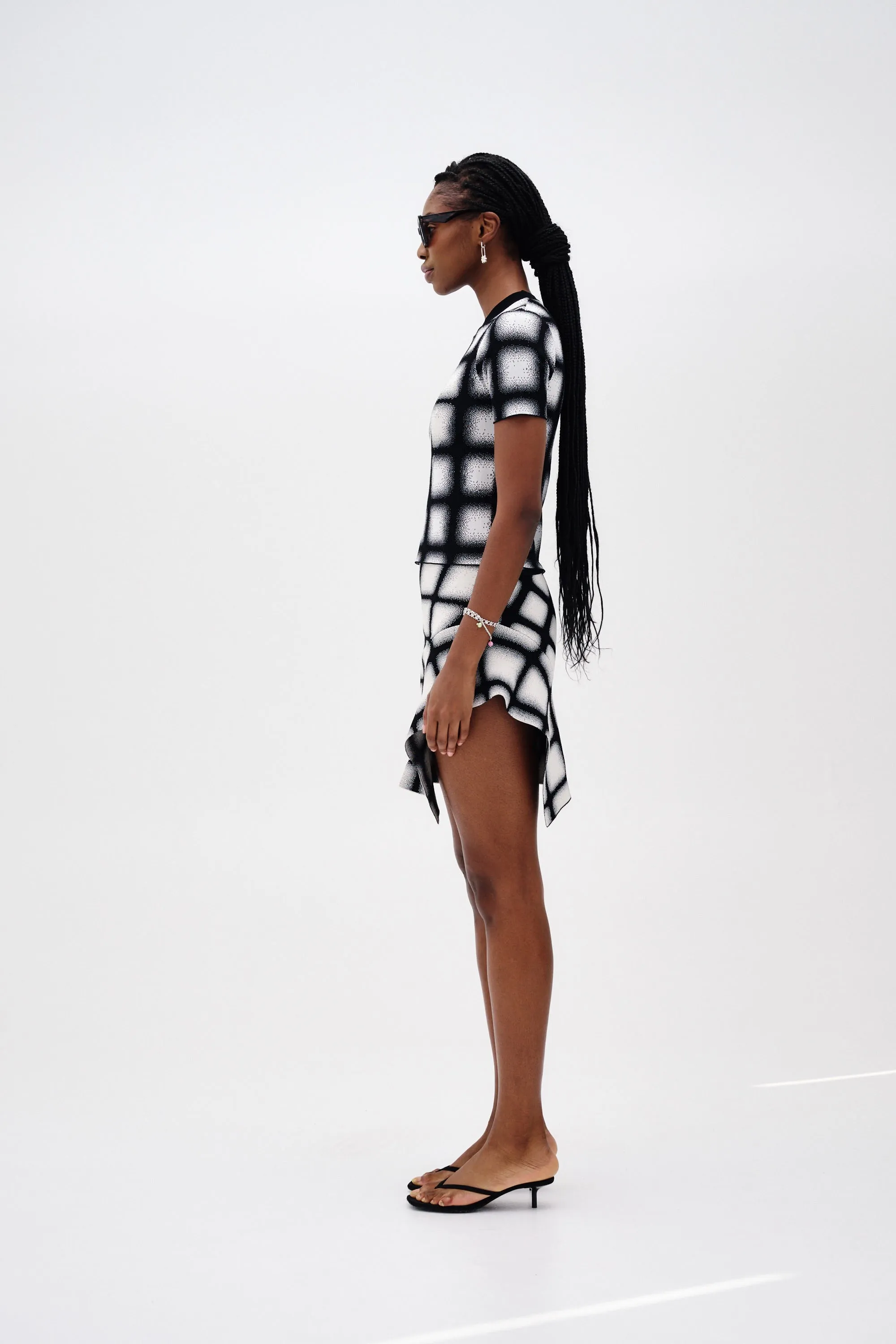 DARCY UV REACTIVE HEART T-SHIRT sold by PH5 product image thumbnail 4