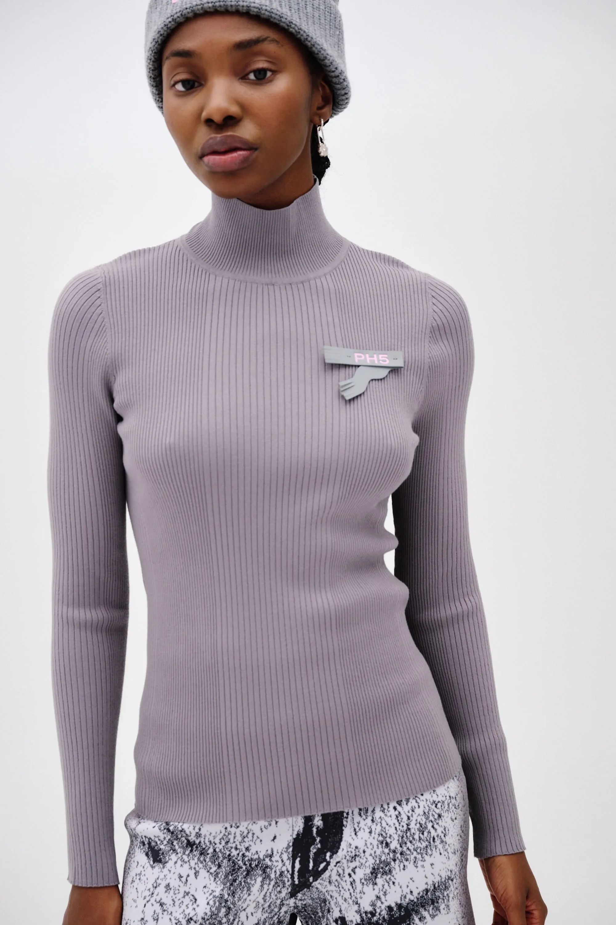 DORY hydraKNIT TURTLENECK TOP sold by PH5