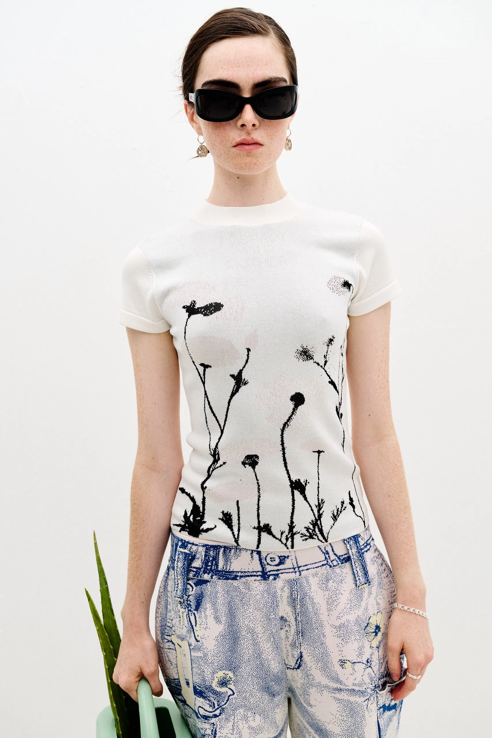 BLANCA UV REACTIVE FLOWER TSHIRT sold by PH5