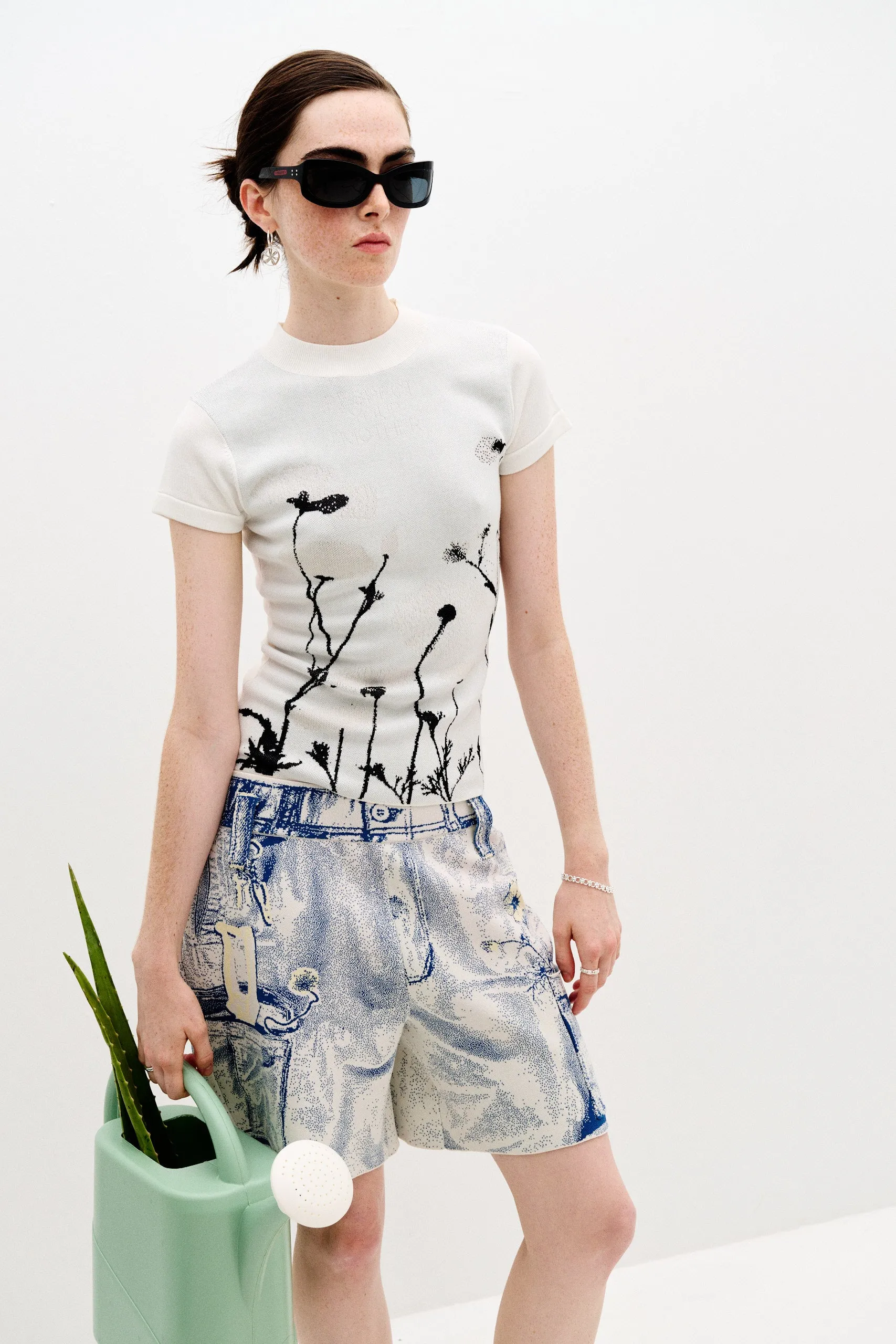 BLANCA UV REACTIVE FLOWER TSHIRT sold by PH5 product image thumbnail 4
