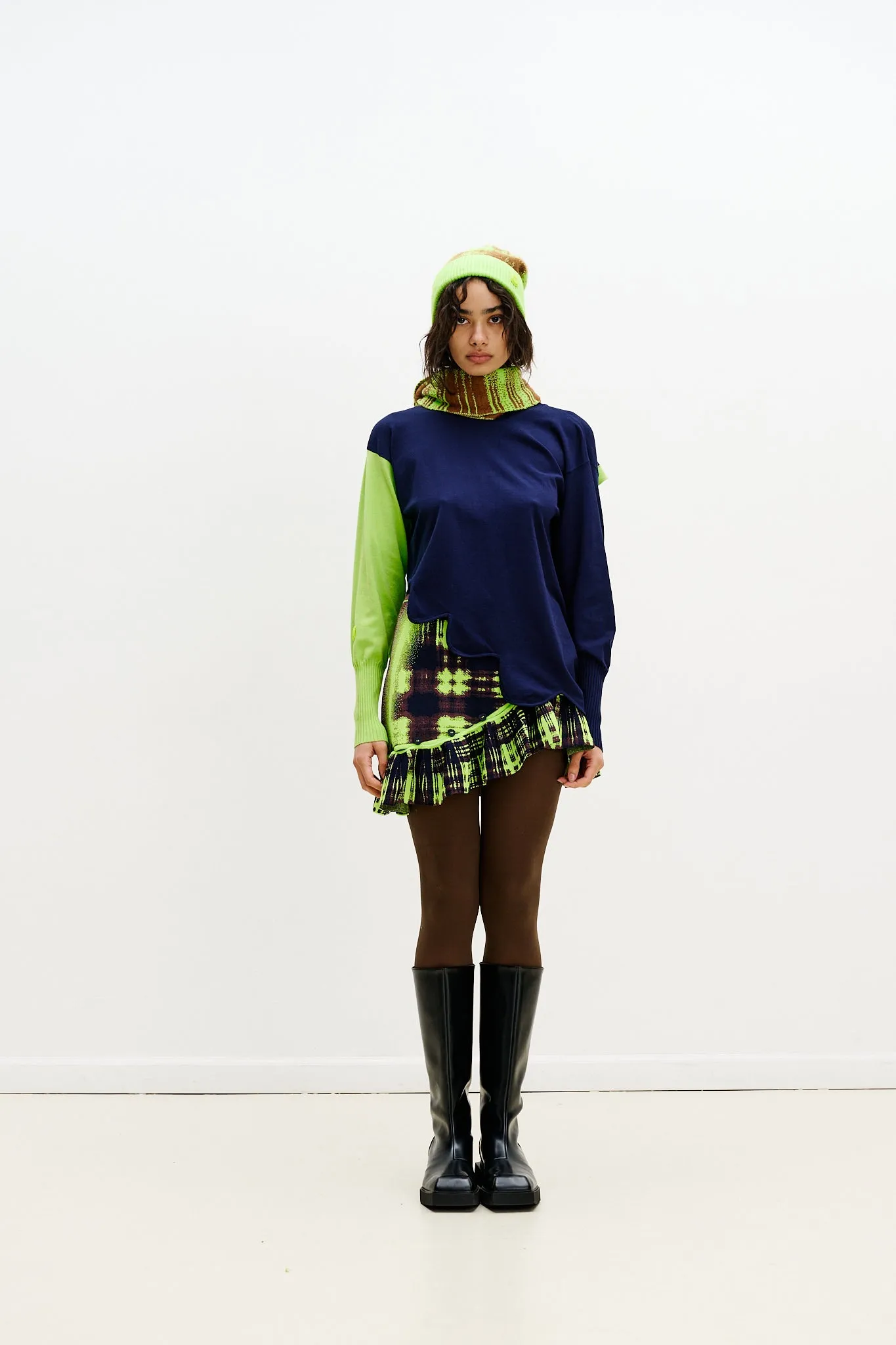 GARLEN WAVY MINI SKIRT sold by PH5 product image thumbnail 3