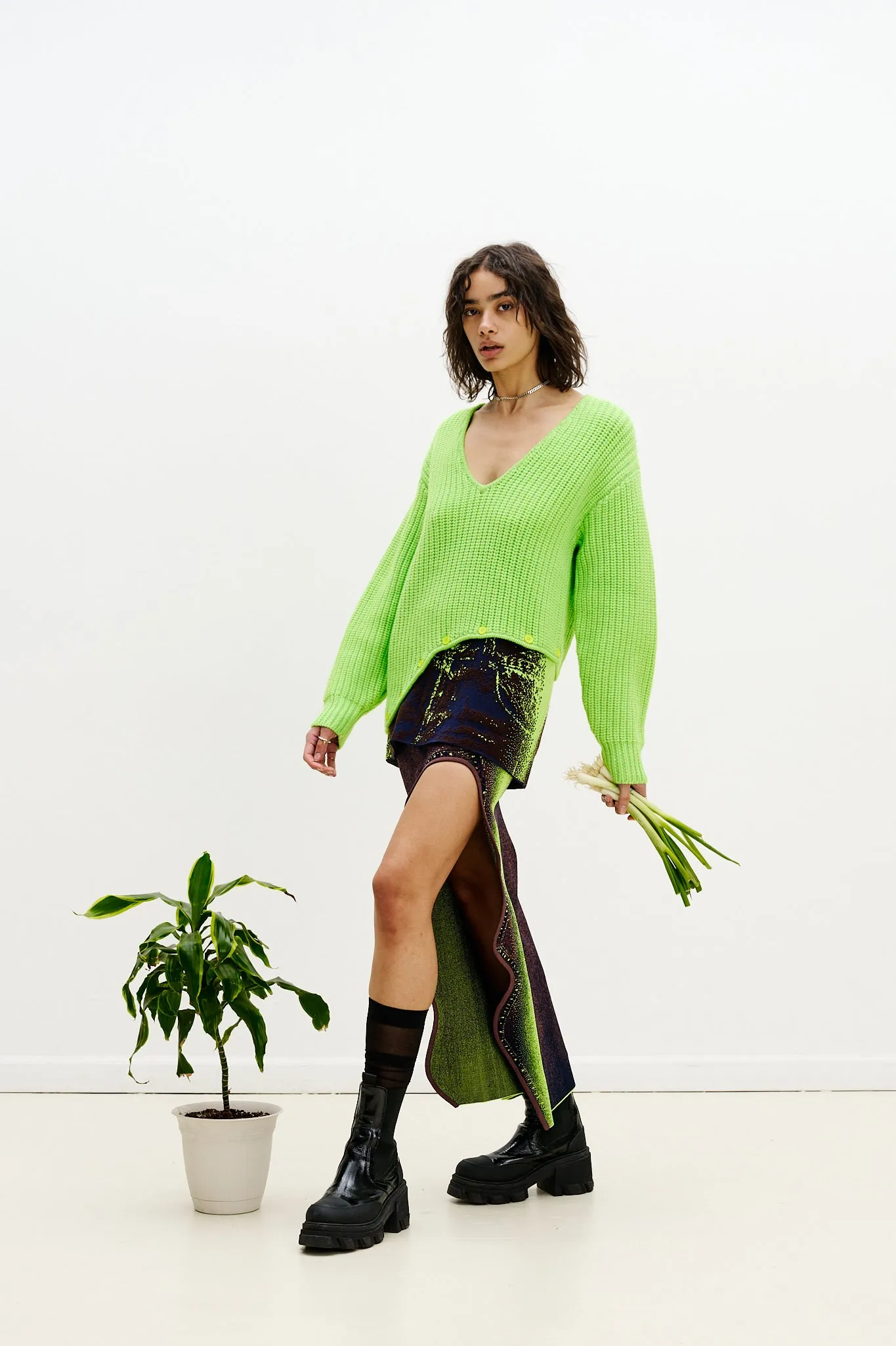 LILY WAVY MIDI DENIM SKIRT sold by PH5 product image thumbnail 4