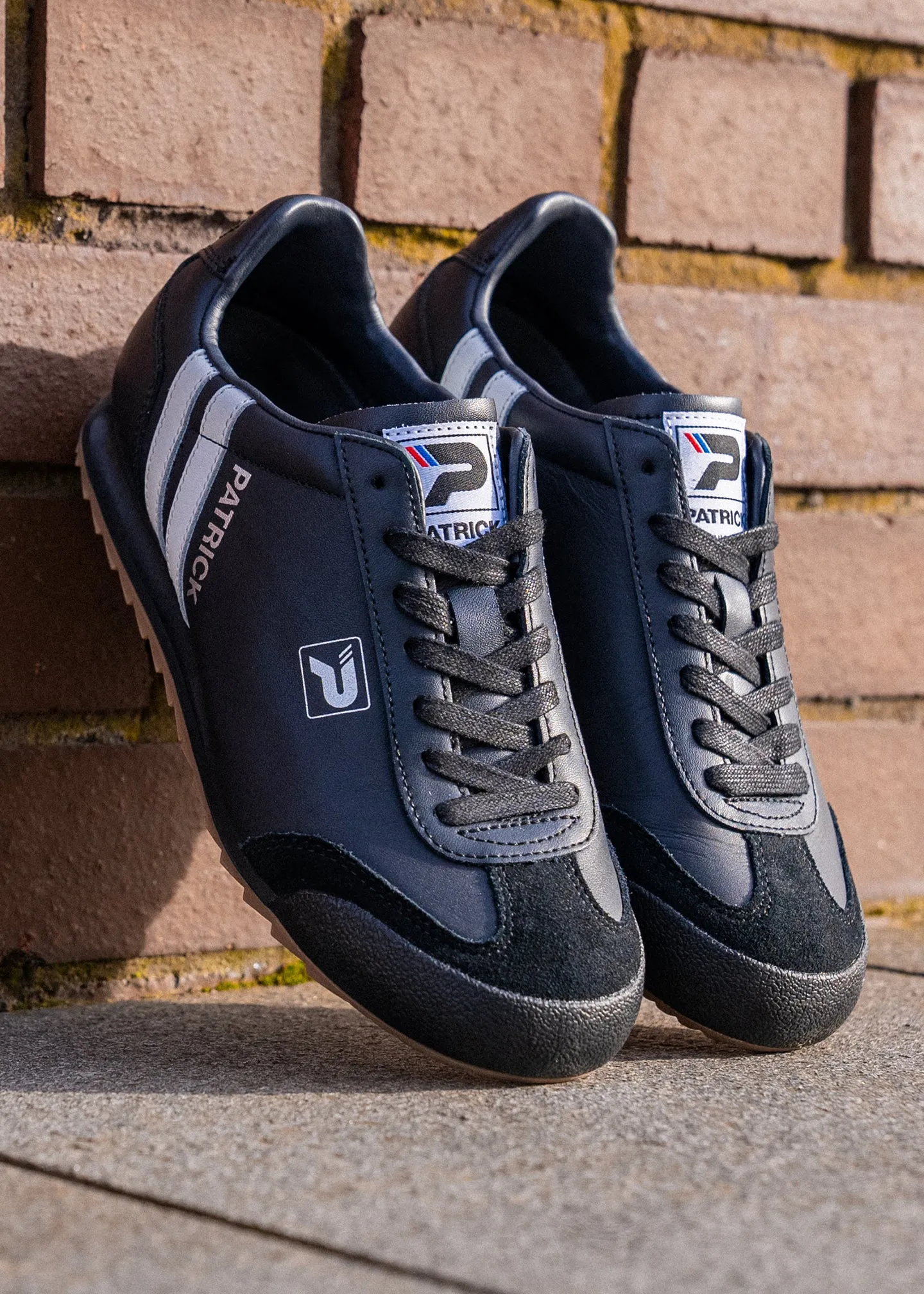 Liverpool Trainer - Black sold by Patrick product image thumbnail 5