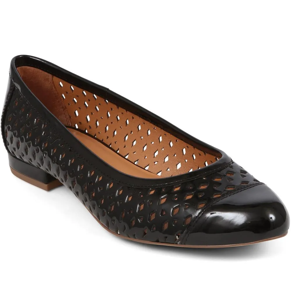 Sassi Ballet Flats - SASSI / 325 141 sold by Shoe-Shop