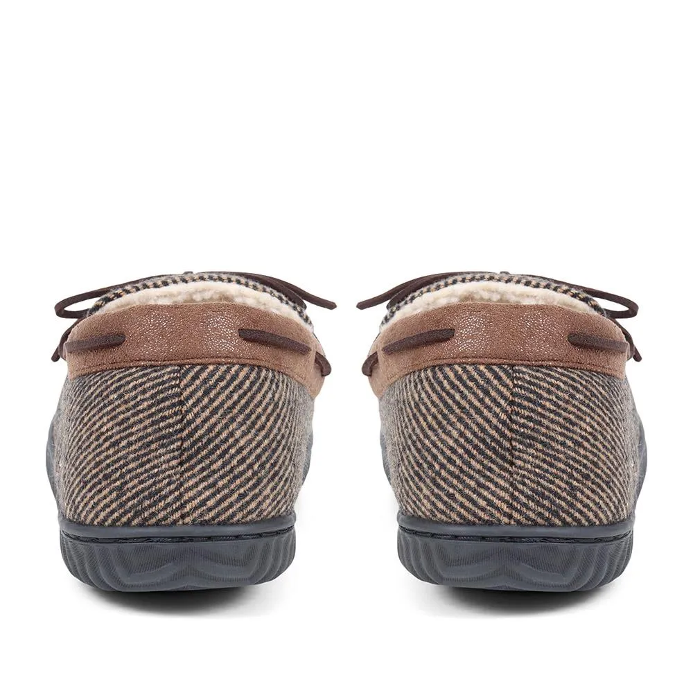 Fleece Lined Full Slippers - GALOP38053 / 324 474 sold by Shoe-Shop product image thumbnail 5