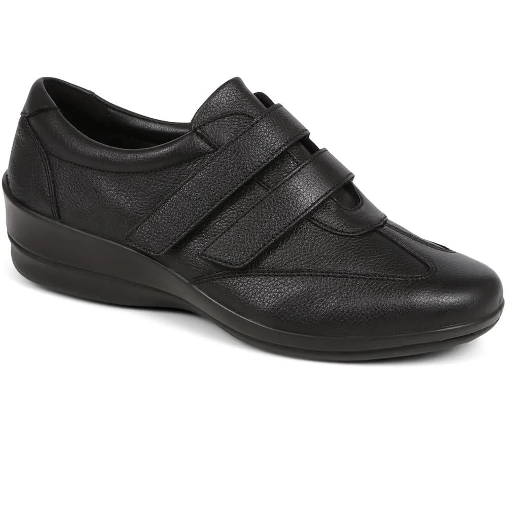 Leather Touch-Fasten Shoes - GOOD39005 / 325 455 sold by Shoe-Shop product image thumbnail 2