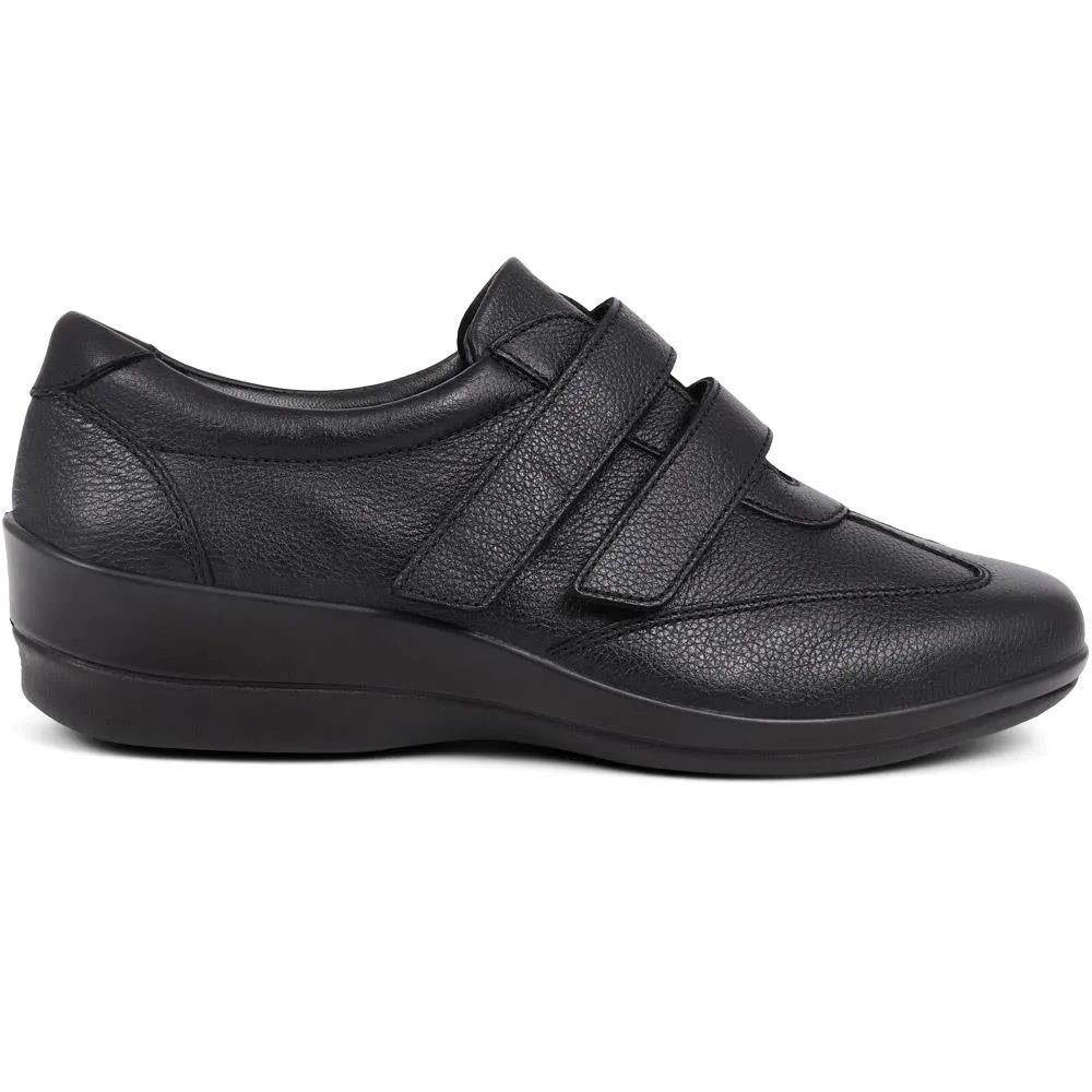 Leather Touch-Fasten Shoes - GOOD39005 / 325 455 sold by Shoe-Shop product image thumbnail 3