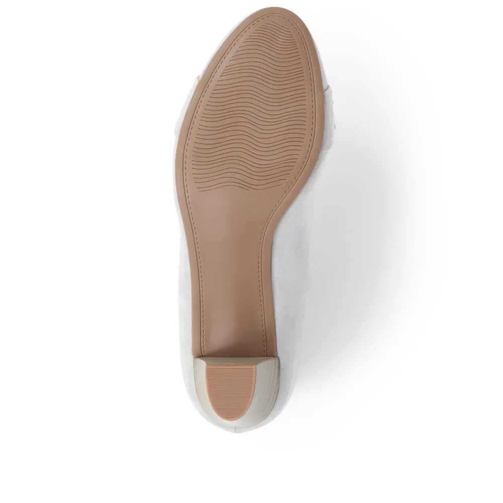 Embellished Court Shoe - PLAN38005 / 324 154 sold by Shoe-Shop product image thumbnail 5