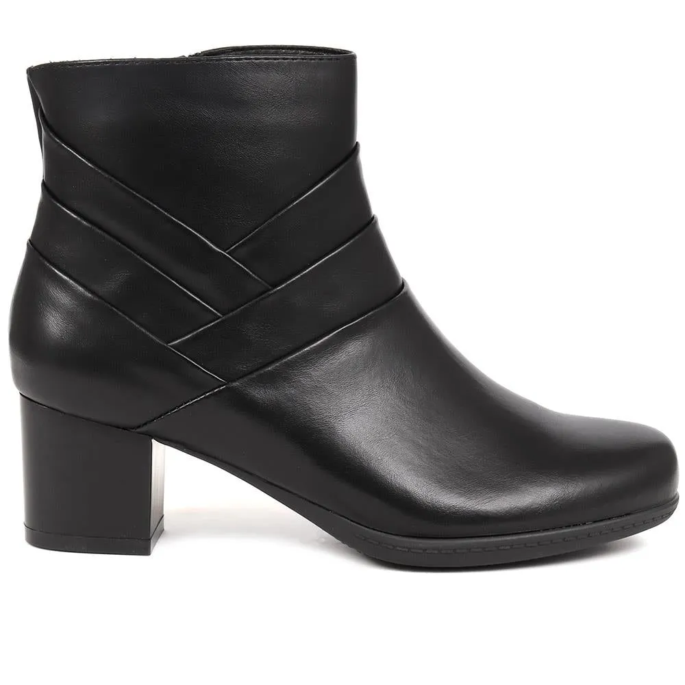Sleek Heeled Boots - WK38007 / 324 391 sold by Shoe-Shop product image thumbnail 3