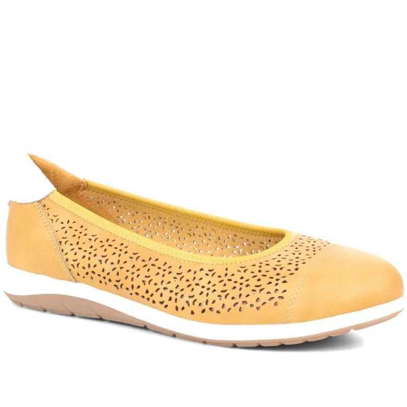 Casual Ballerina Pumps - CENTR35001 / 321 422 sold by Shoe-Shop