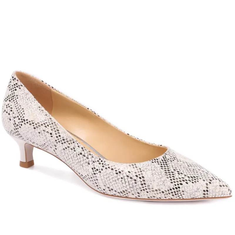 Leather Courts with Kitten Heel - YAXIA29504 / 315 729 sold by Shoe-Shop