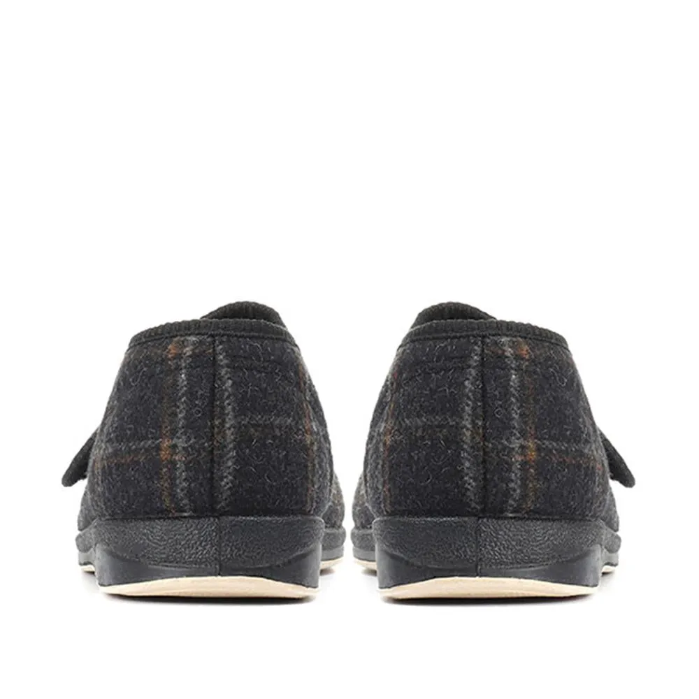Antibacterial Adjustable Slippers - QING26000 / 310 791 sold by Shoe-Shop product image thumbnail 4