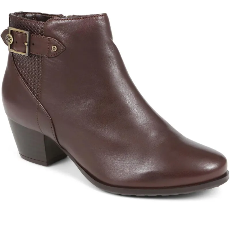 Dawson Heeled Ankle Boots - VAN36513 / 323 872 sold by Shoe-Shop