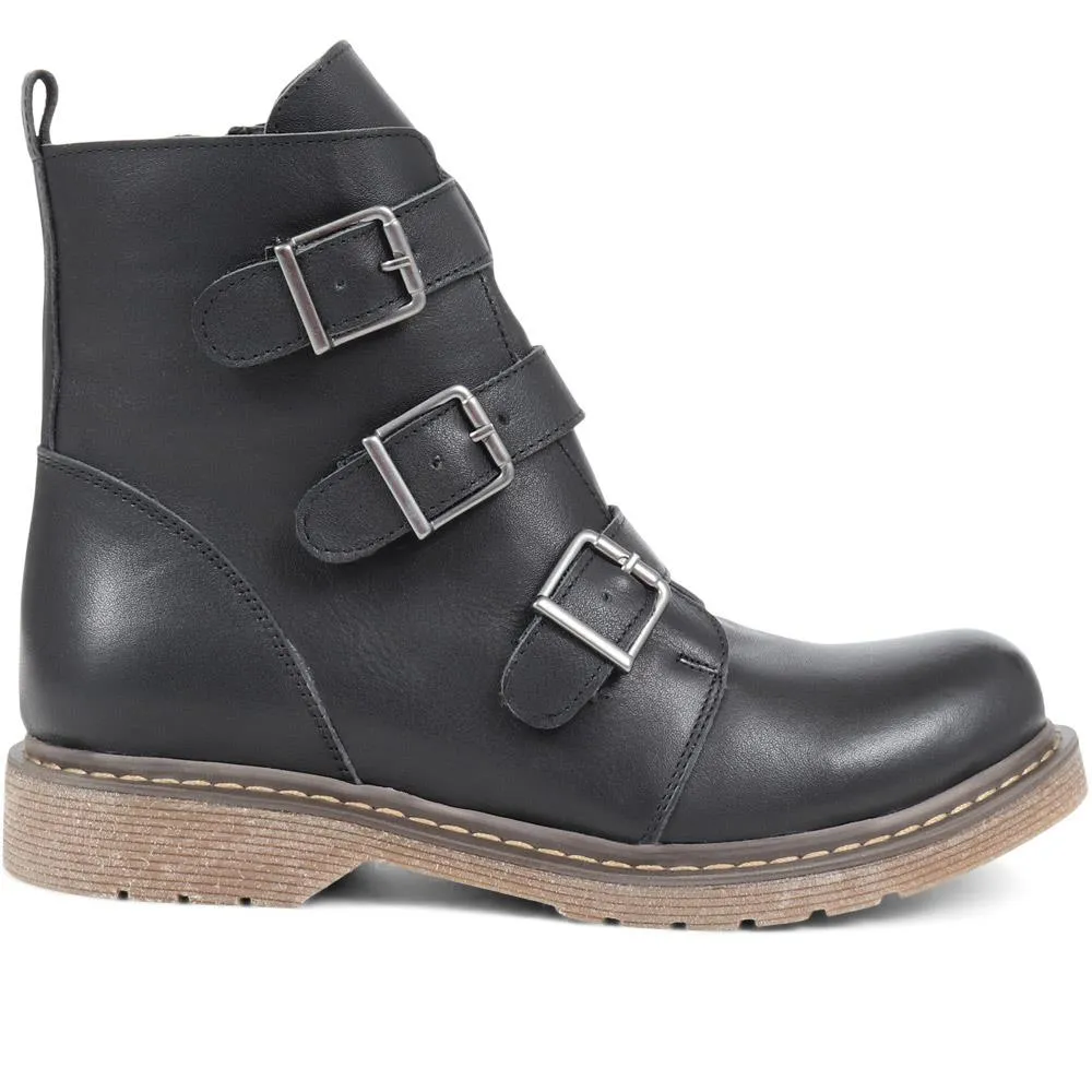 Buckle Detailed Ankle Boots - BELYNR38003 / 324 142 sold by Shoe-Shop product image thumbnail 2