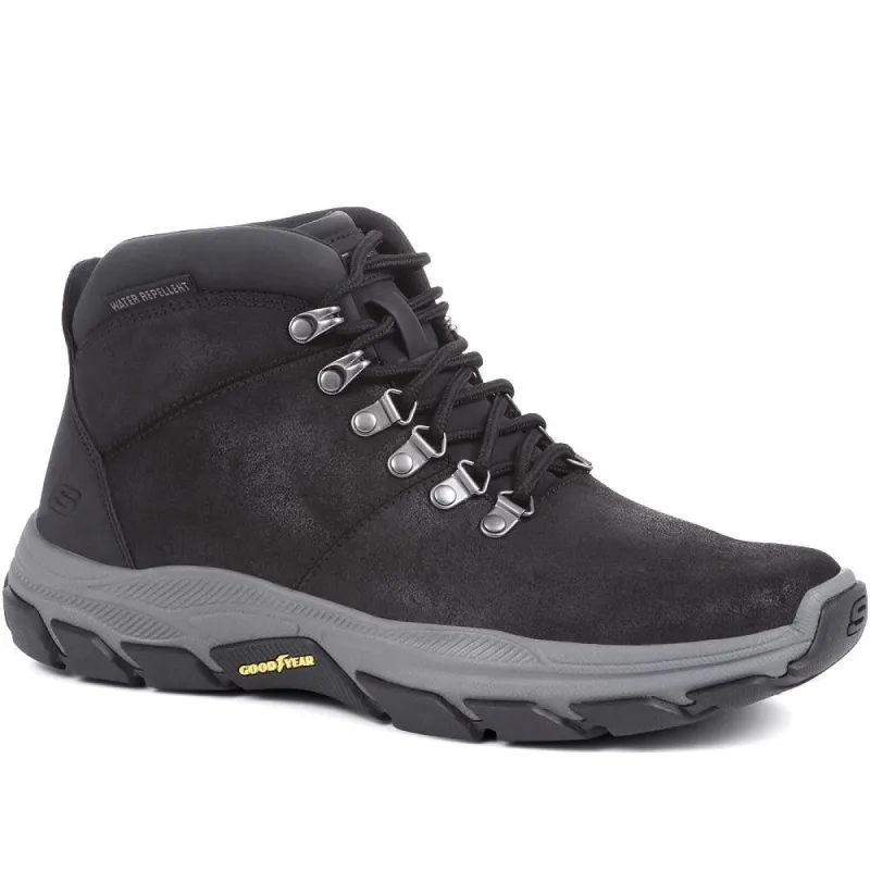 Respected Esmont Outdoor Walking Boots - SKE36062 / 322 454 sold by Shoe-Shop