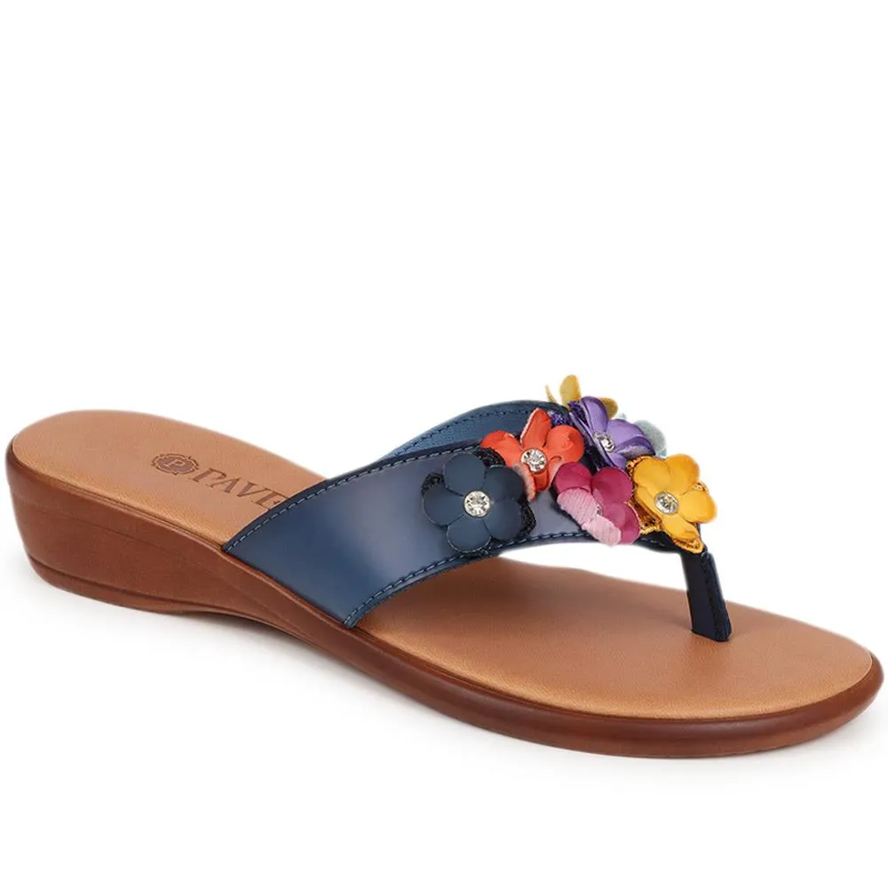 Floral Embellished Toe Post Sandals - CLUBS39001 / 325 319 sold by Shoe-Shop product image thumbnail 2
