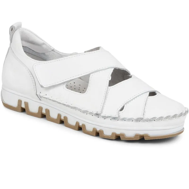 Touch-Fasten Casual Shoes - SIMIN39015 / 325 672 sold by Shoe-Shop