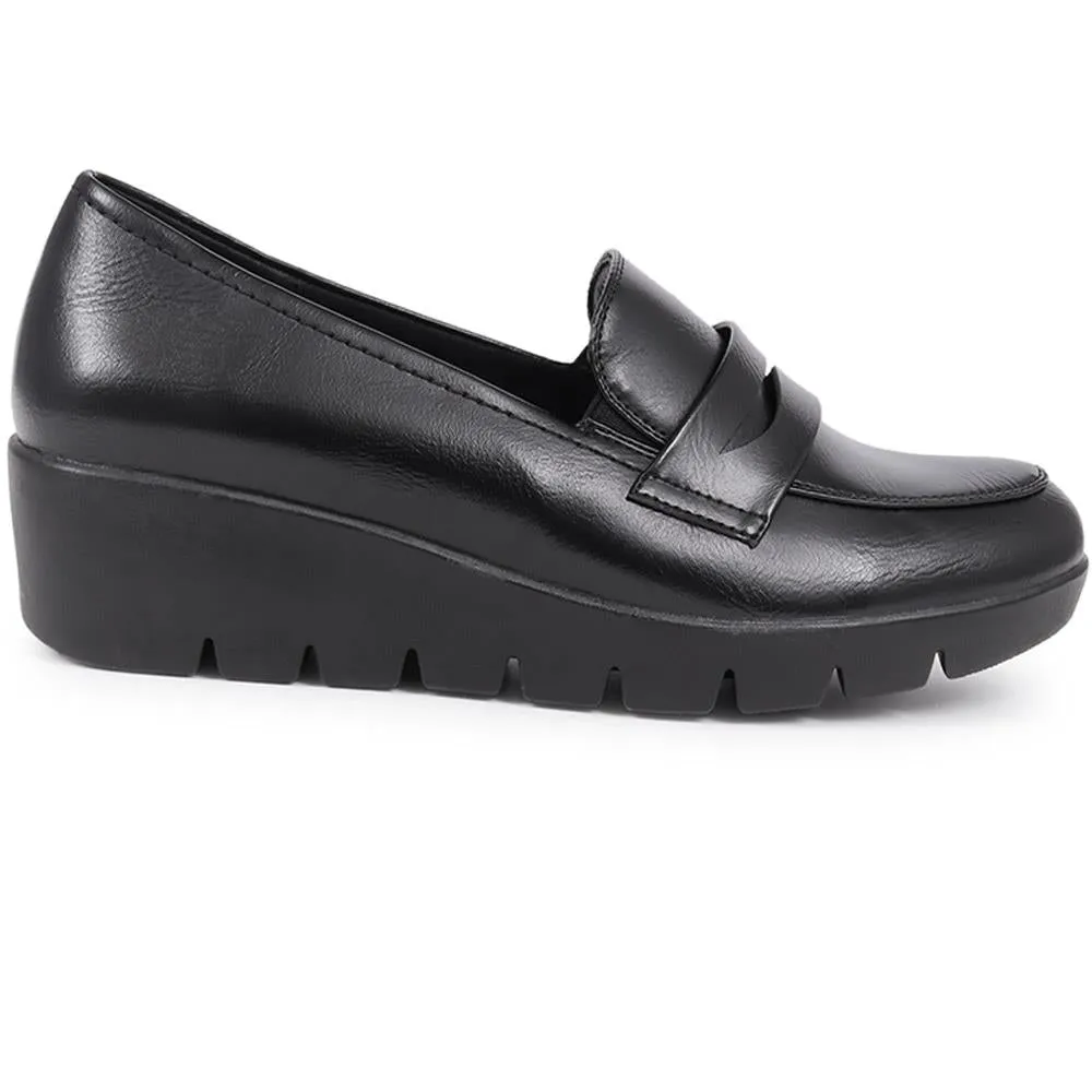 Slip-On Loafers - WK40011 / 326 397 sold by Shoe-Shop product image thumbnail 3