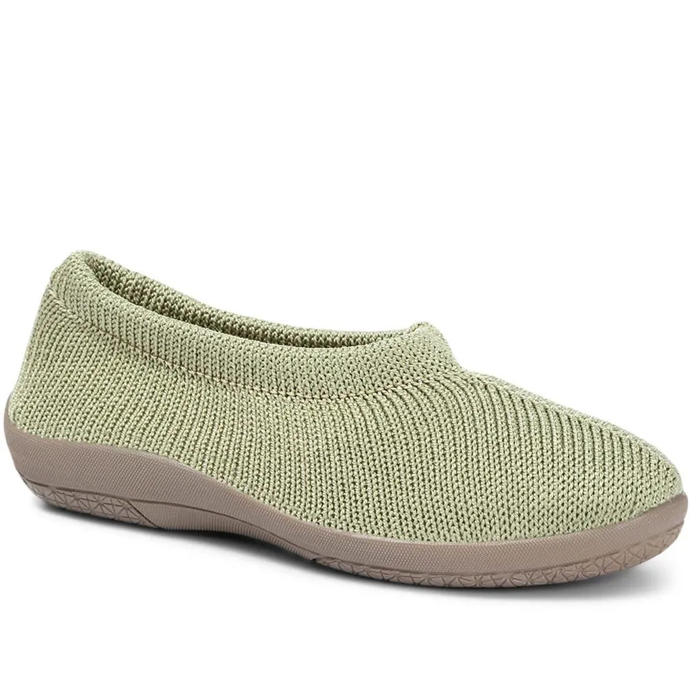 Stretch Fit Slippers - PLU1501 / 125 054 sold by Shoe-Shop product image thumbnail 3