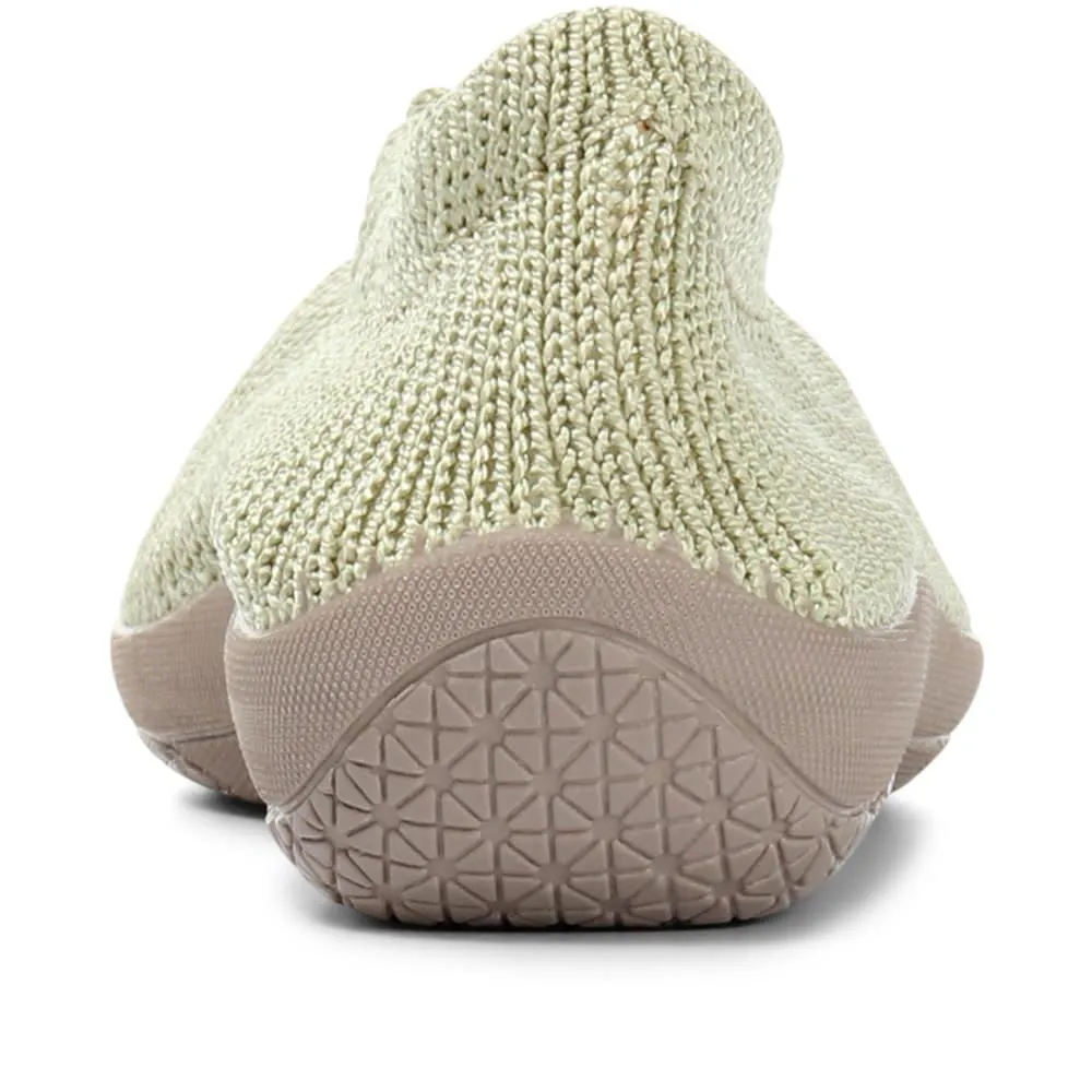 Stretch Fit Slippers - PLU1501 / 125 054 sold by Shoe-Shop product image thumbnail 5