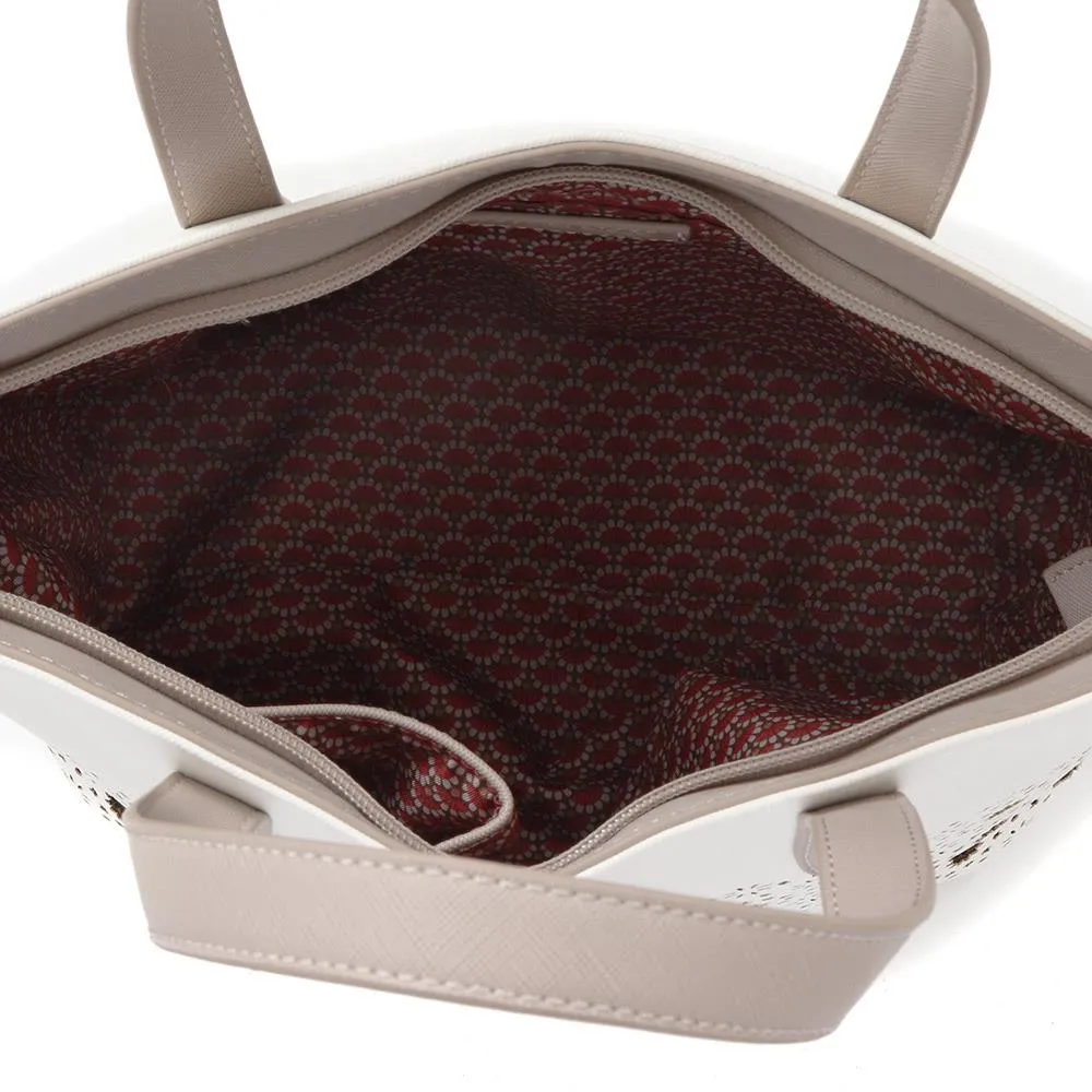 Floral Cut-Out Shoulder Bag - WAHT39003 / 325 359 sold by Shoe-Shop product image thumbnail 4