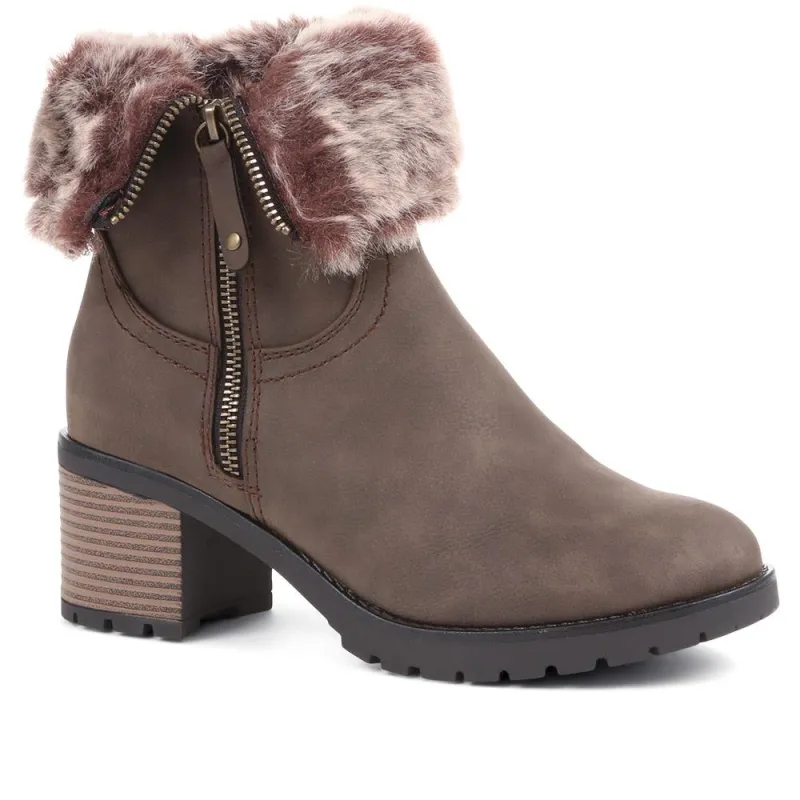 Heeled Ankle Boots - WBINS36077 / 323 040 made by Shoe-Shop