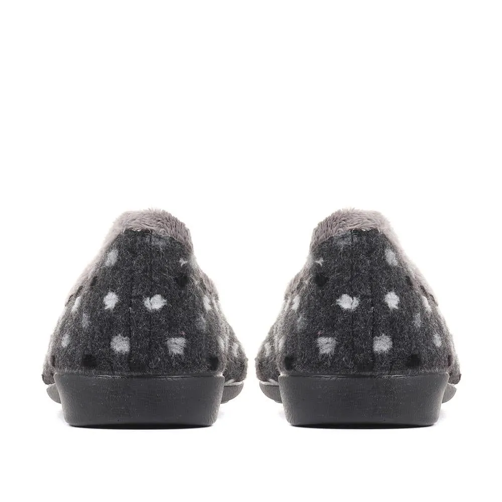 Lightweight Comfortable Slippers - FEVI36003 / 322 742 sold by Shoe-Shop product image thumbnail 4