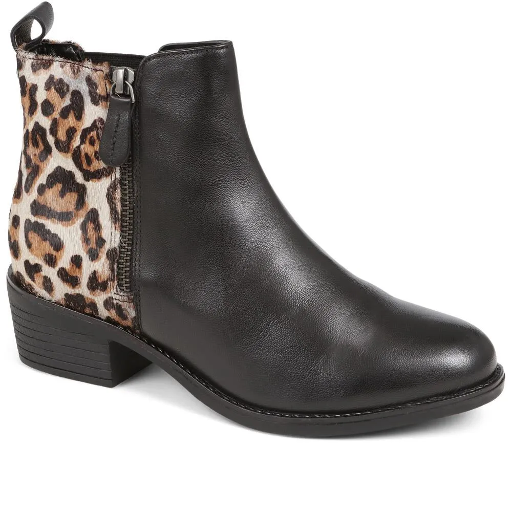 Wide Fit Leather Ankle Boots - VAN36507 / 323 868 sold by Shoe-Shop