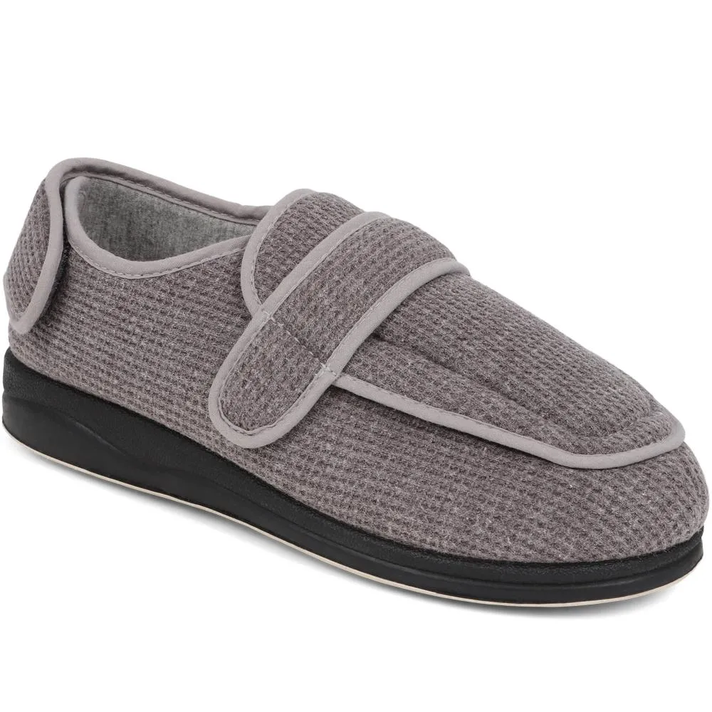Full Slippers - FLO / 325 279 sold by Shoe-Shop product image thumbnail 2