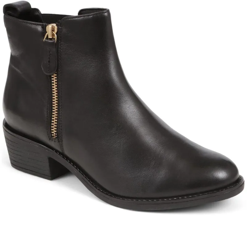 Leather Heeled Chelsea Boots - GUP38500 / 324 315 sold by Shoe-Shop