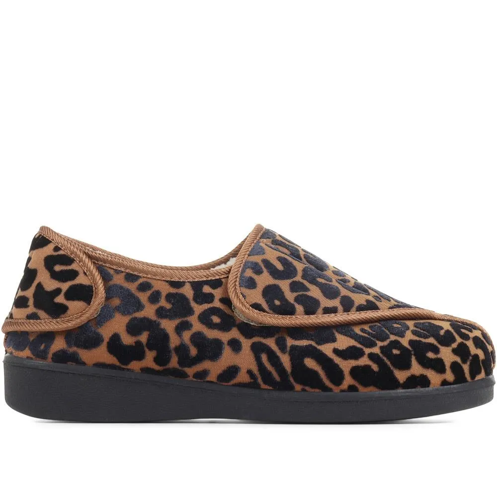 Multi-Fit Adjustable Slippers - QINGD36011 / 322 837 sold by Shoe-Shop product image thumbnail 3