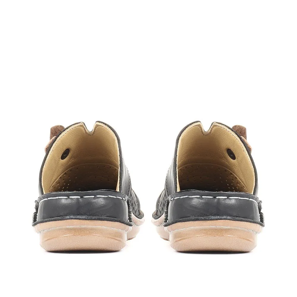 Leather Mule Slip-On Clogs - CAY35015 / 322 037 sold by Shoe-Shop product image thumbnail 4