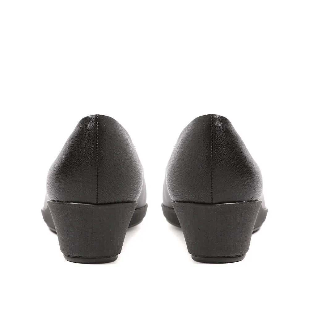 Slip-on Ballet Pumps - PIC37001 / 323 737 sold by Shoe-Shop product image thumbnail 4